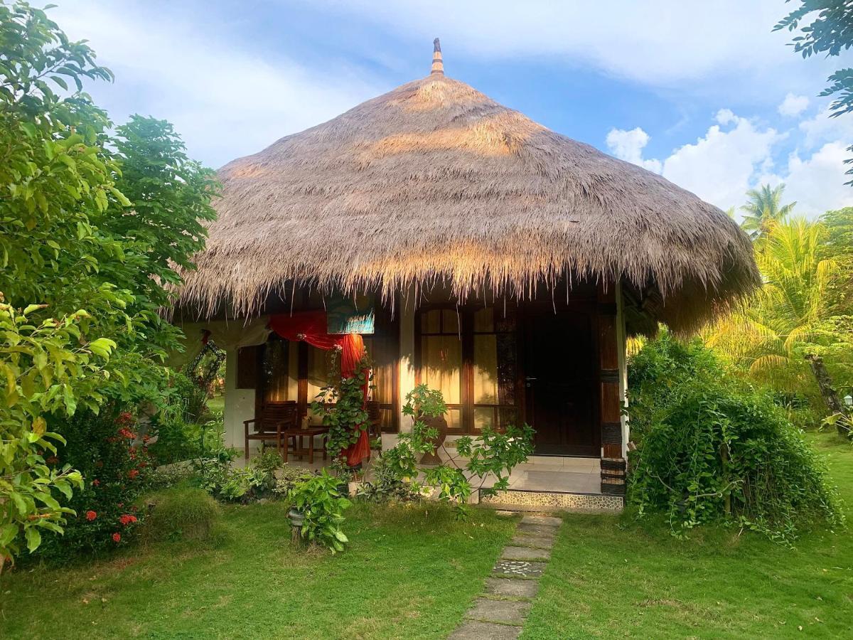 Budi Sun Resort Maumere Luaran gambar