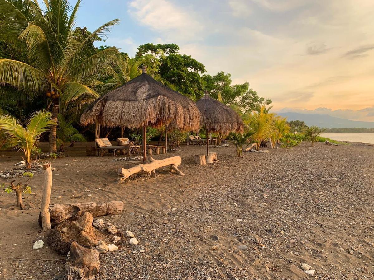 Budi Sun Resort Maumere Luaran gambar