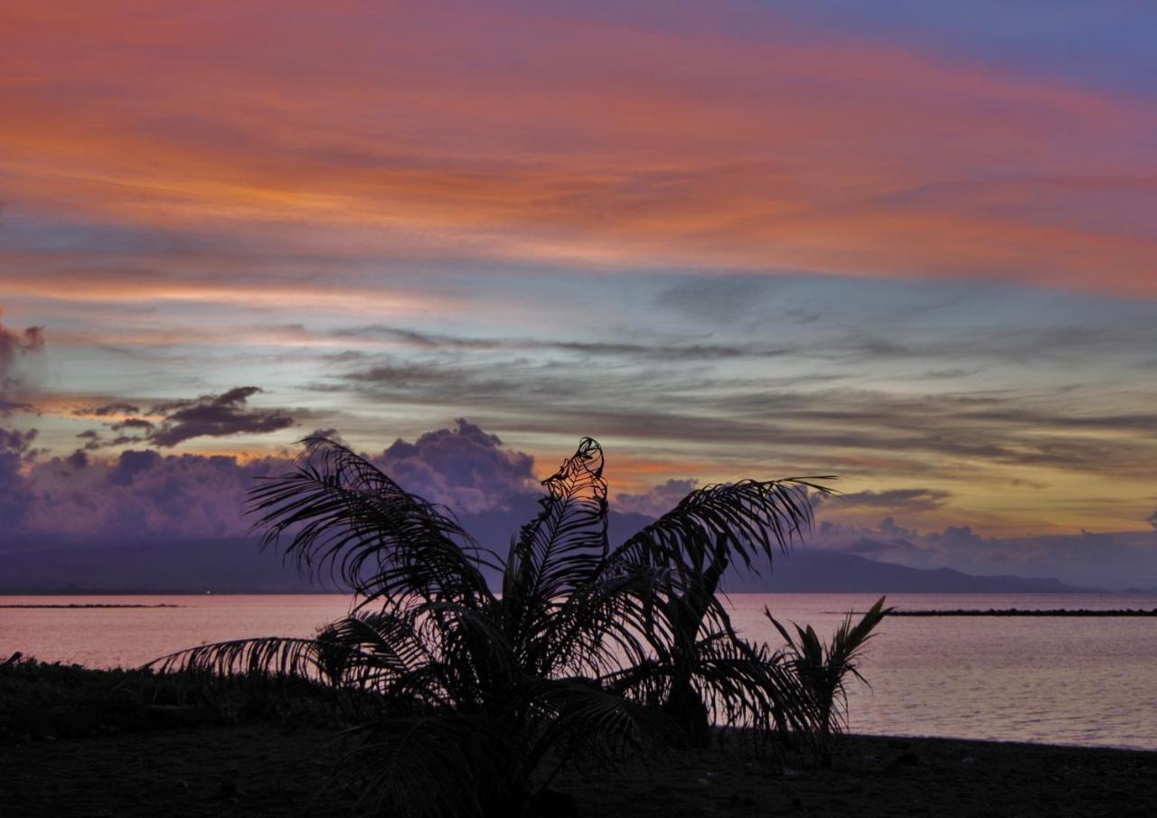 Budi Sun Resort Maumere Luaran gambar