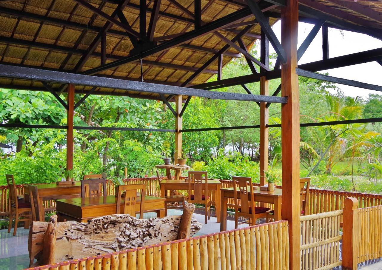 Budi Sun Resort Maumere Luaran gambar